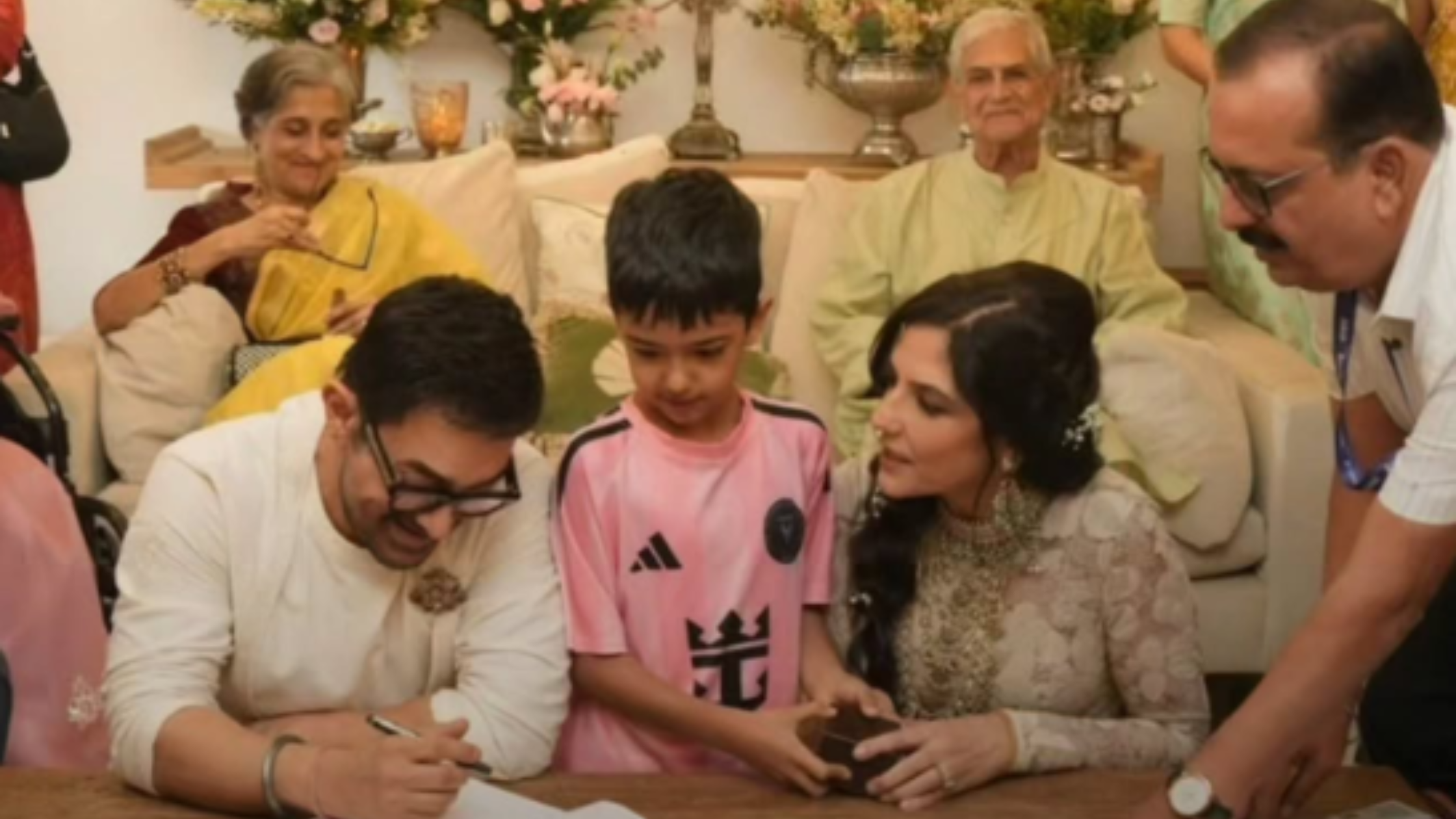 Aamir Khan and Gauri Spratt